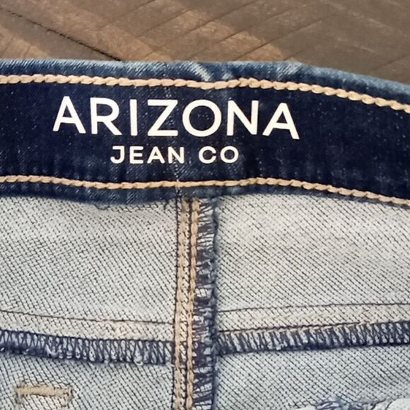 Arizona Jean company Girls shorts size 6X regular pull up stretch shorts - Picture 2 of 5